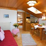 Gruenberger 3*