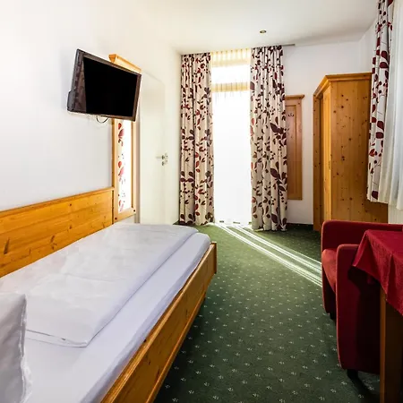 Hotel Gruenberger 3*