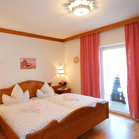 فندق Gruenberger 3*
