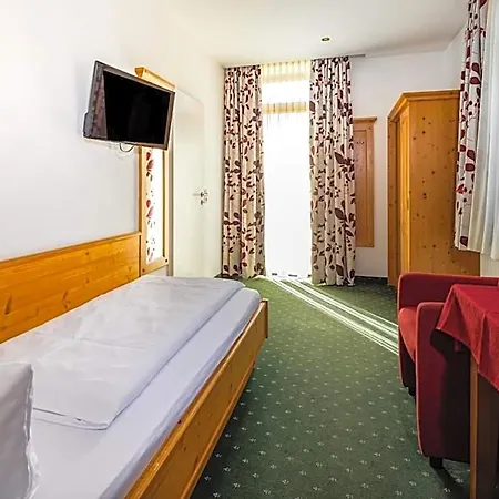 Gruenberger 3*